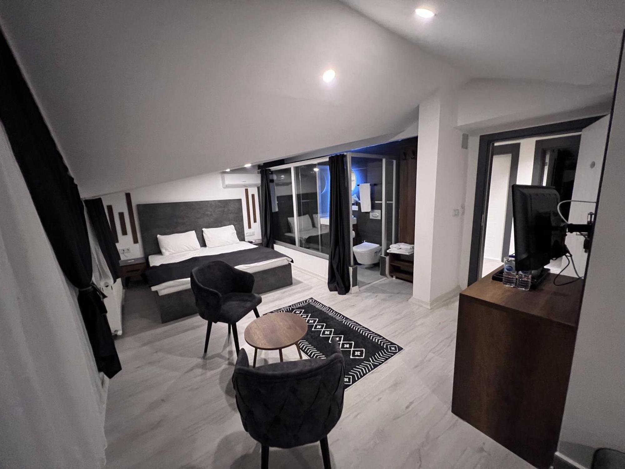 Womco Butik Otel *